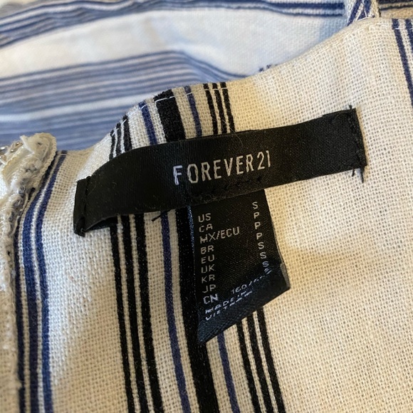 Forever 21 Nautical Jumper with cut out. Size small - Picture 7 of 8